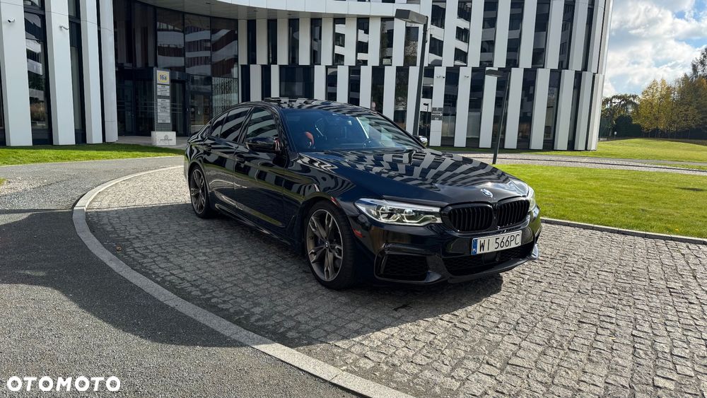 BMW Seria 5 M550i xDrive - 7