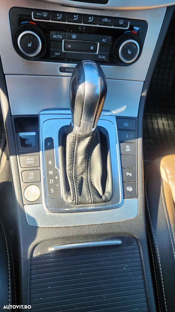 Volkswagen Passat 2.0TDI Trendline DPF DSG - 10