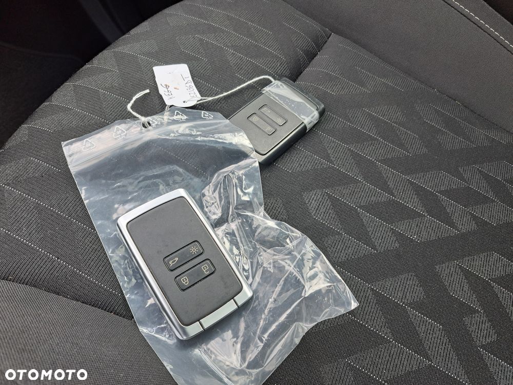 Renault Scenic TCe 115 GPF BUSINESS EDITION - 14