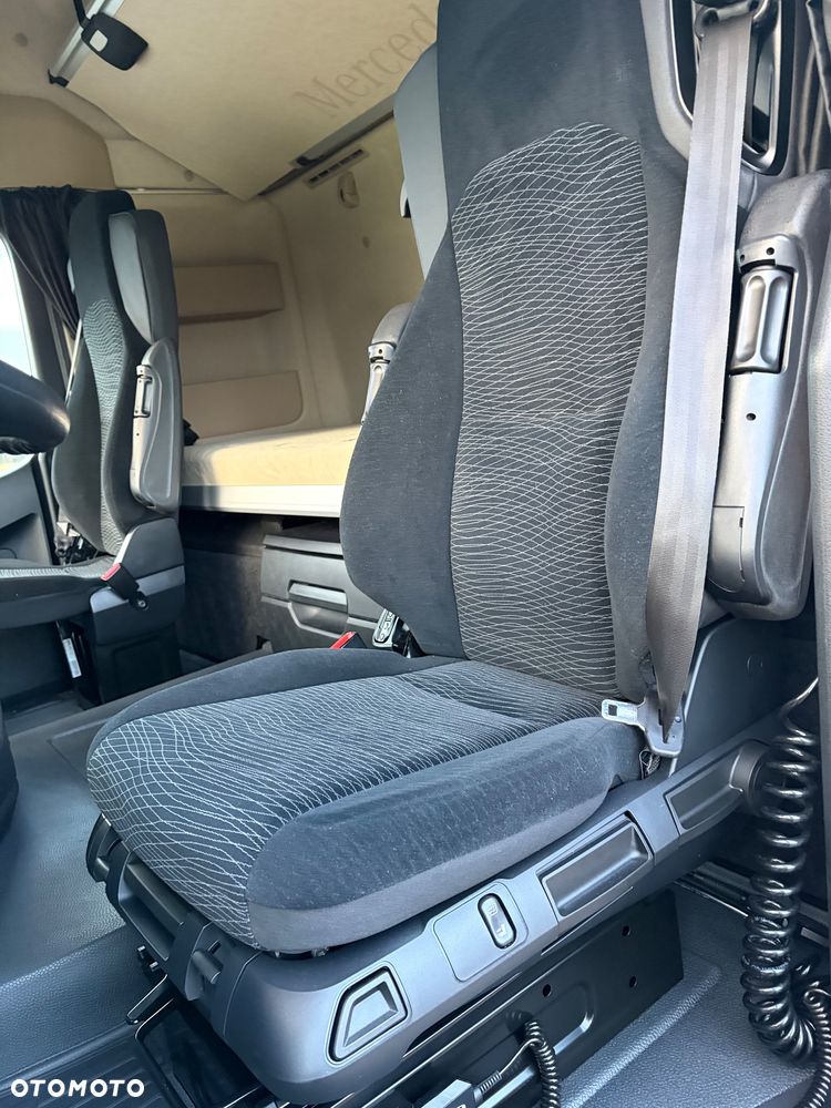 Mercedes-Benz Actros Standard BigSpace - 33