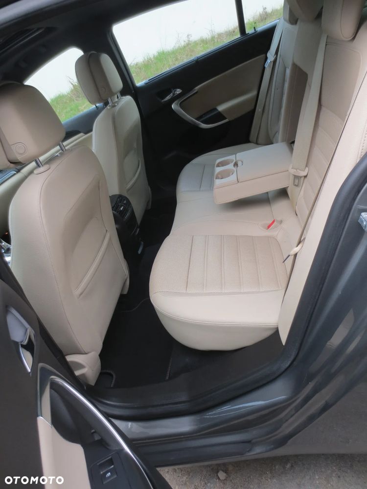 Opel Insignia 2.0 CDTI Exclusive S&S - 11