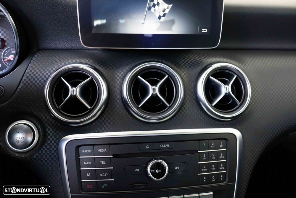 Mercedes-Benz A 180 d Urban - 32