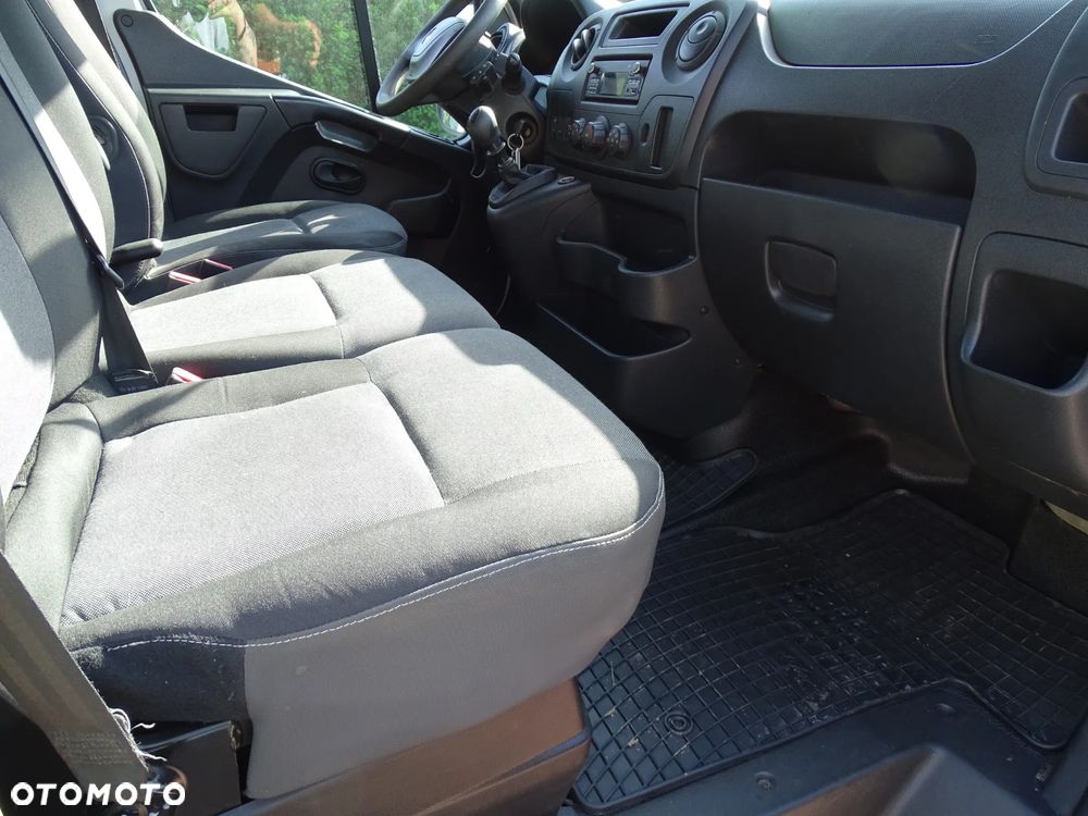 Renault Master 2,3 D -130 Koni, L4 klimatyzacja ,DOKA 7-miejsc + skrzynia , - 6