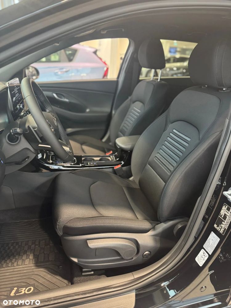 Hyundai i30 1.5 T-GDI 48V Smart DCT - 9