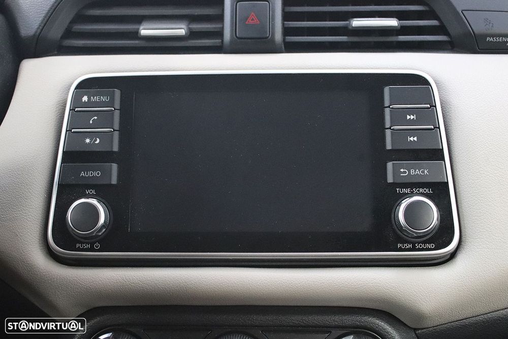 Nissan Micra 1.0 IG-T Acenta - 9