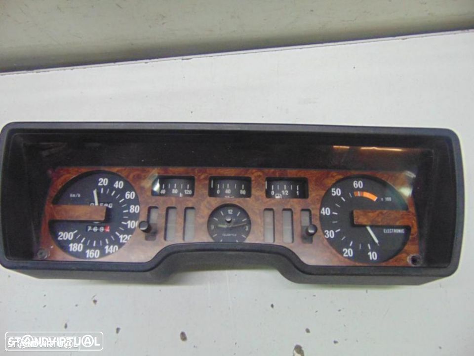 Alfa Romeo Alfeta 2000 painel de instrumentos - 2