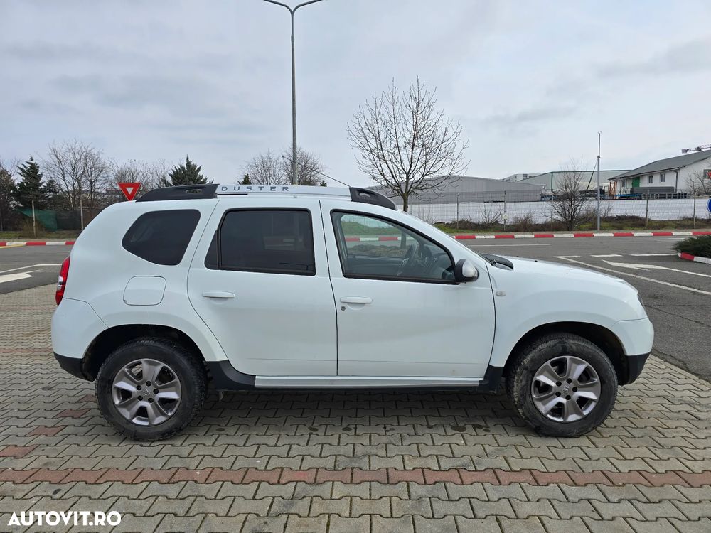 Dacia Duster 1.5 dCi 4x4 Laureate - 9