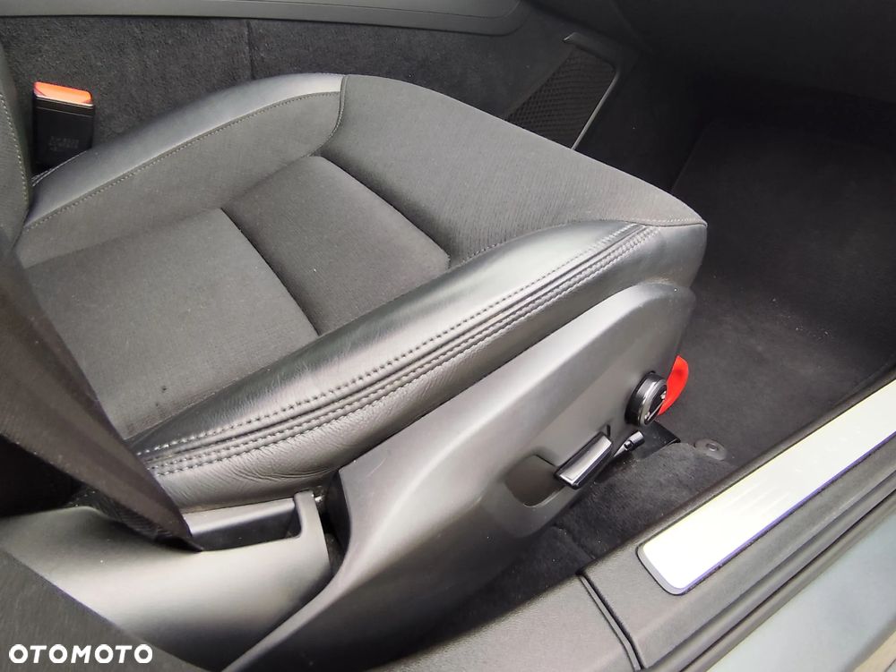 Volvo V60 D3 Geartronic Momentum - 26