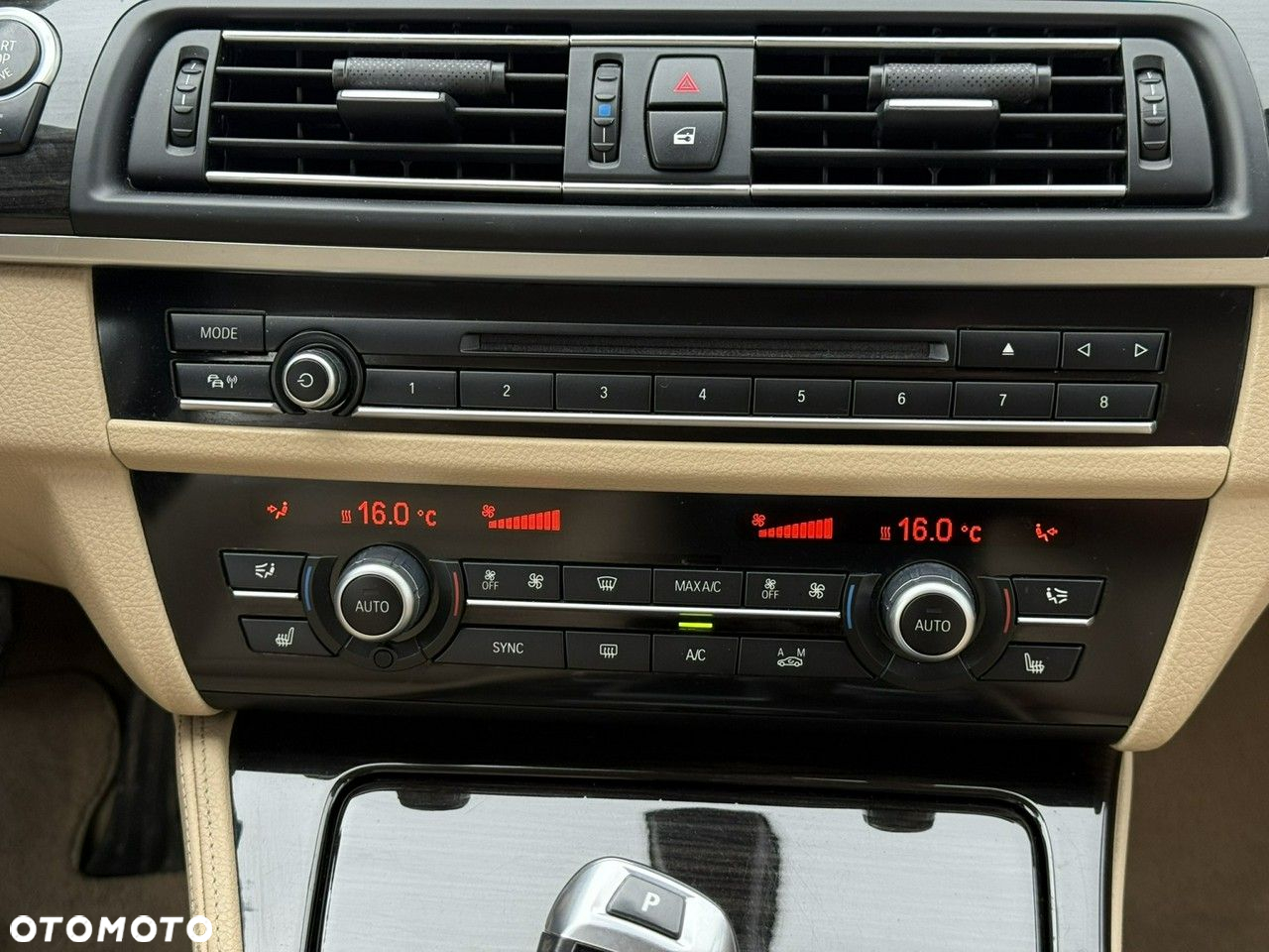 BMW Seria 5 520d xDrive Luxury Line - 29