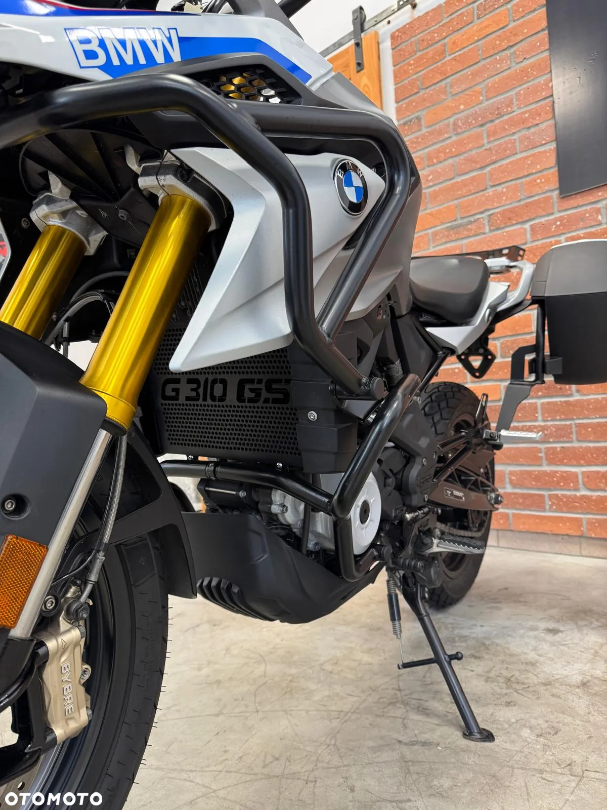 BMW G - 6