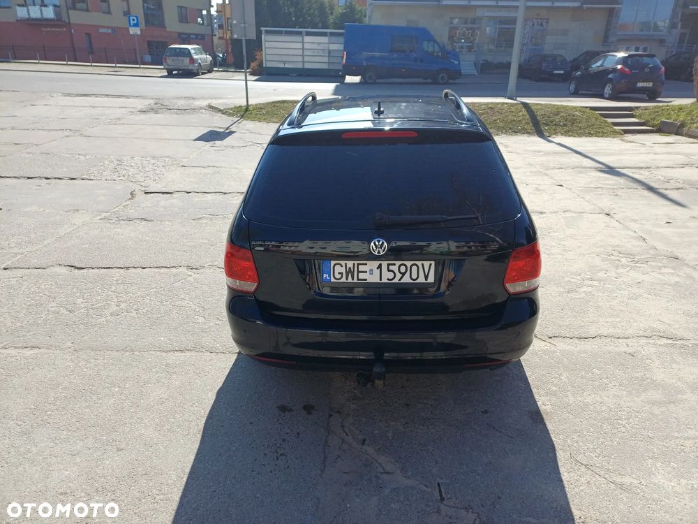 Volkswagen Golf 1.6 Comfortline - 11