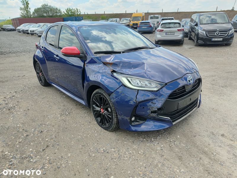 Toyota Yaris - 4