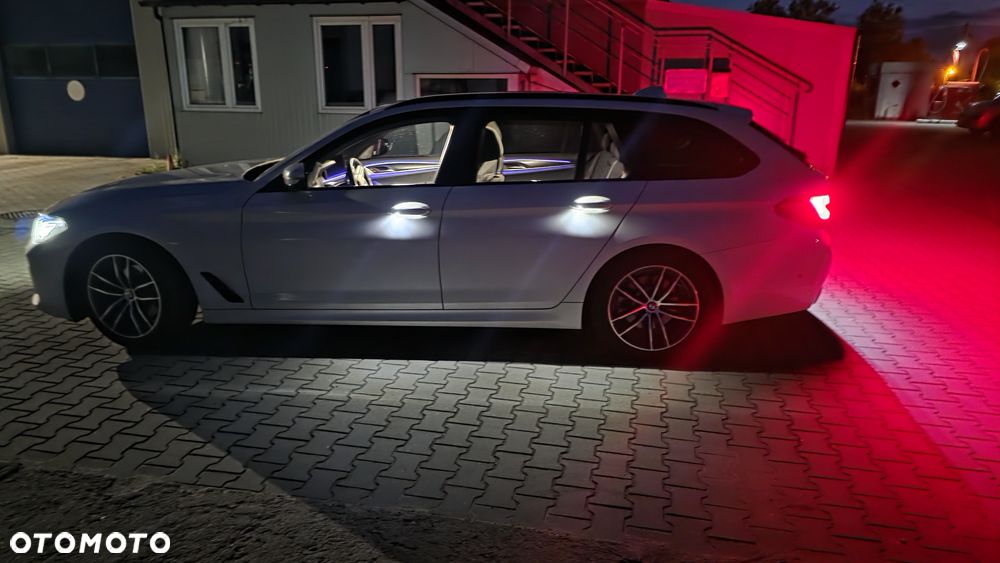 BMW Seria 5 520d xDrive mHEV M Sport sport - 31