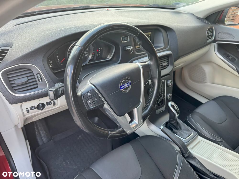 Volvo V40 D2 Kinetic - 6