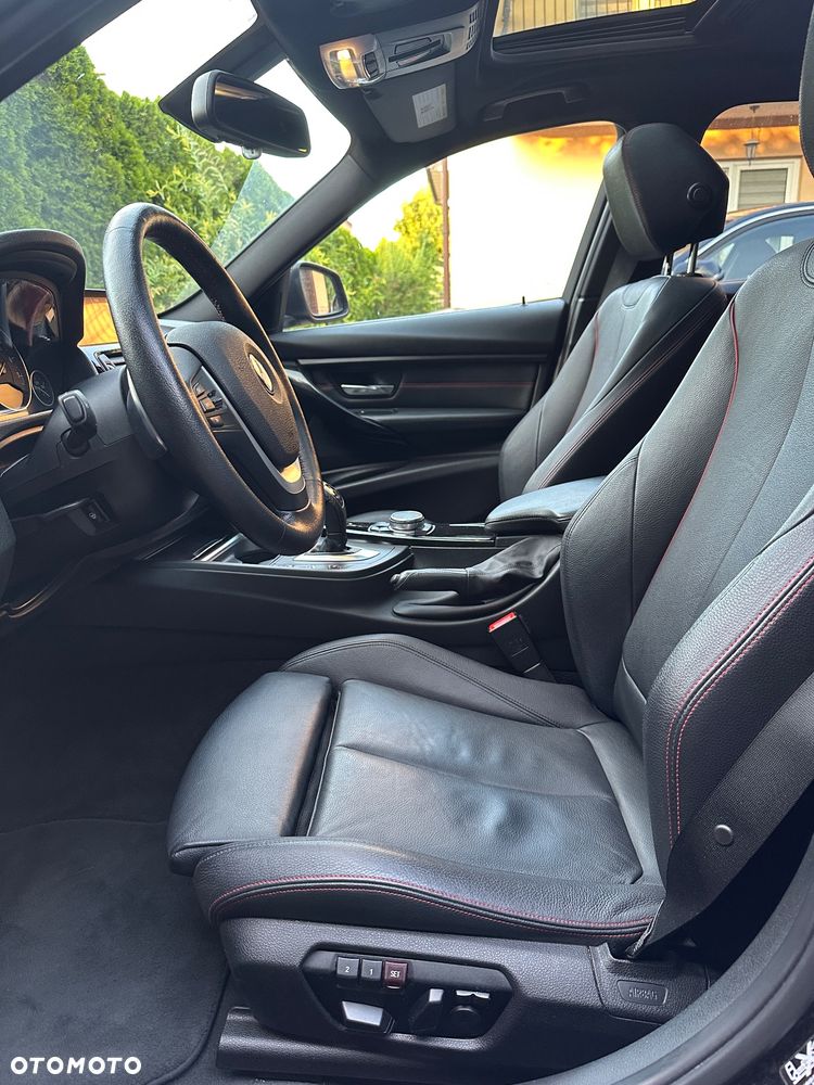 BMW Seria 3 335i xDrive Edition Sport - 13
