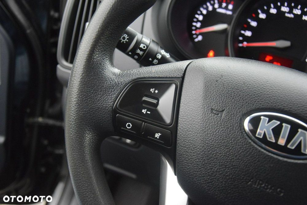 Kia Rio 1.2 Attract - 31