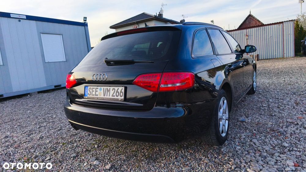 Audi A4 Avant - 8