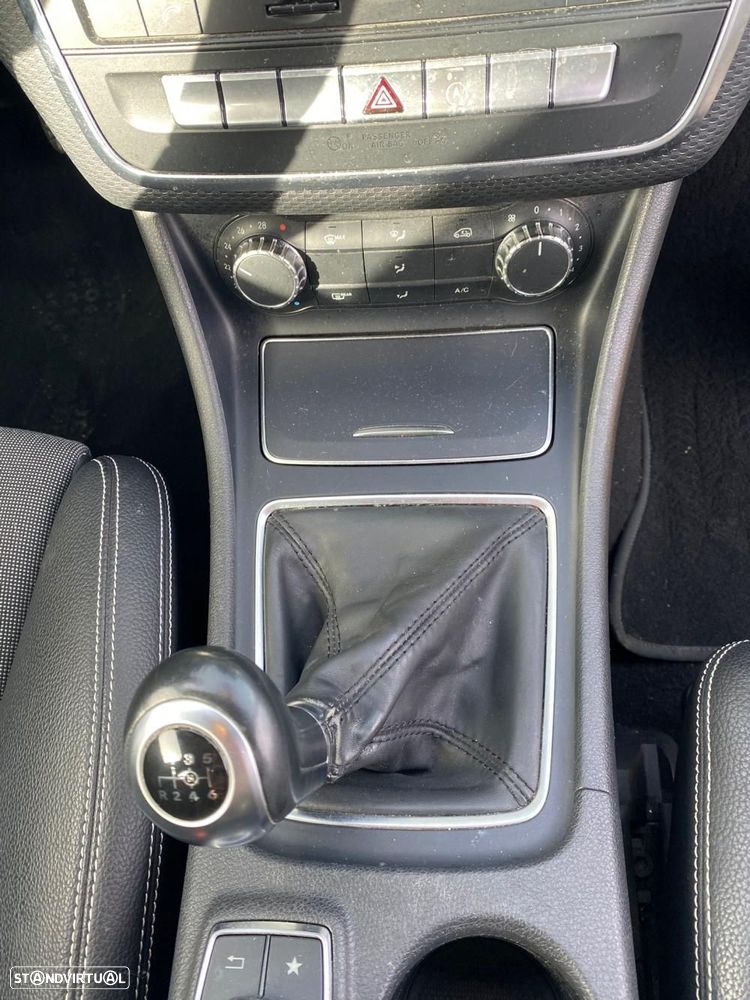 Mercedes-Benz A 180 d Fleet Pack Urban - 9