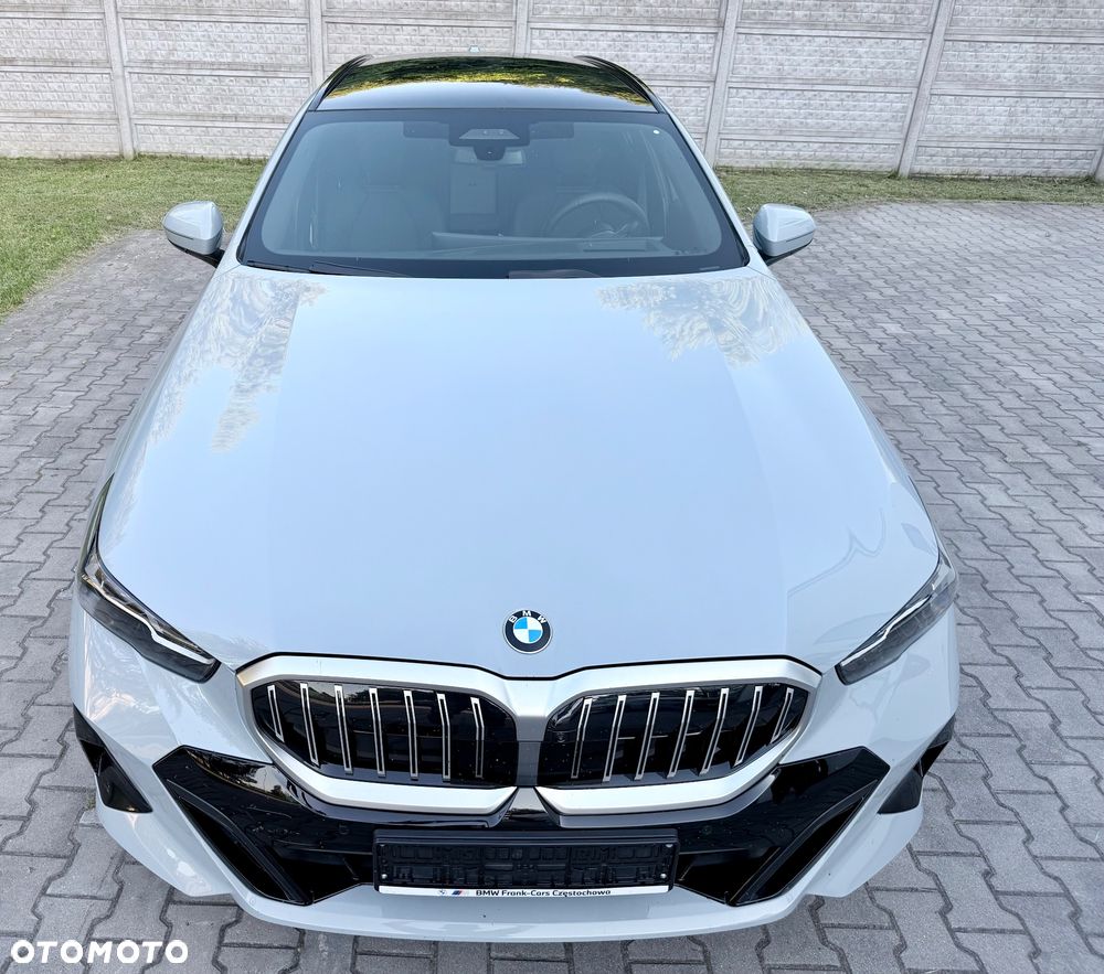 BMW Seria 5 540d xDrive mHEV M Sport - 3