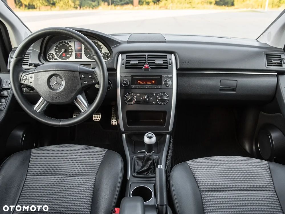 Mercedes-Benz Klasa B - 22