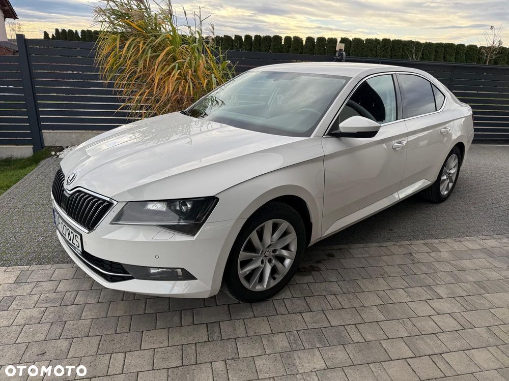 Skoda Superb 2.0 TDI 4x4 Ambition DSG - 2