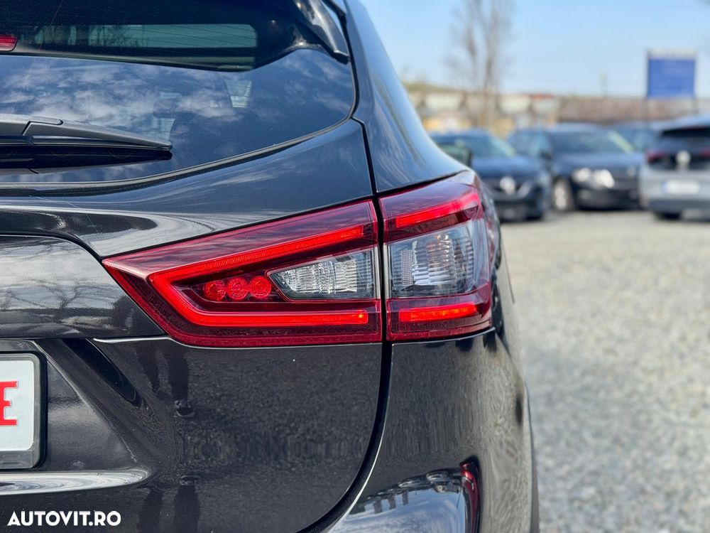 Nissan Qashqai 1.5 DCI DCT TEKNA - 12