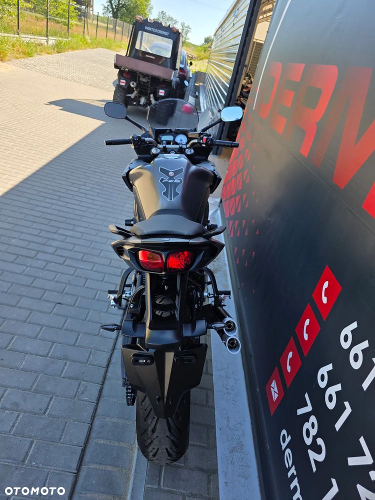 Yamaha FZ8 - 20