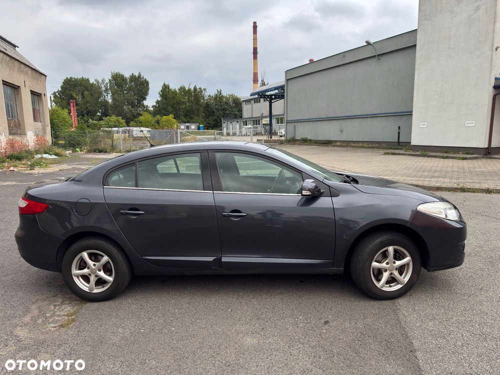Renault Fluence 1.6 16V Color Edition - 8