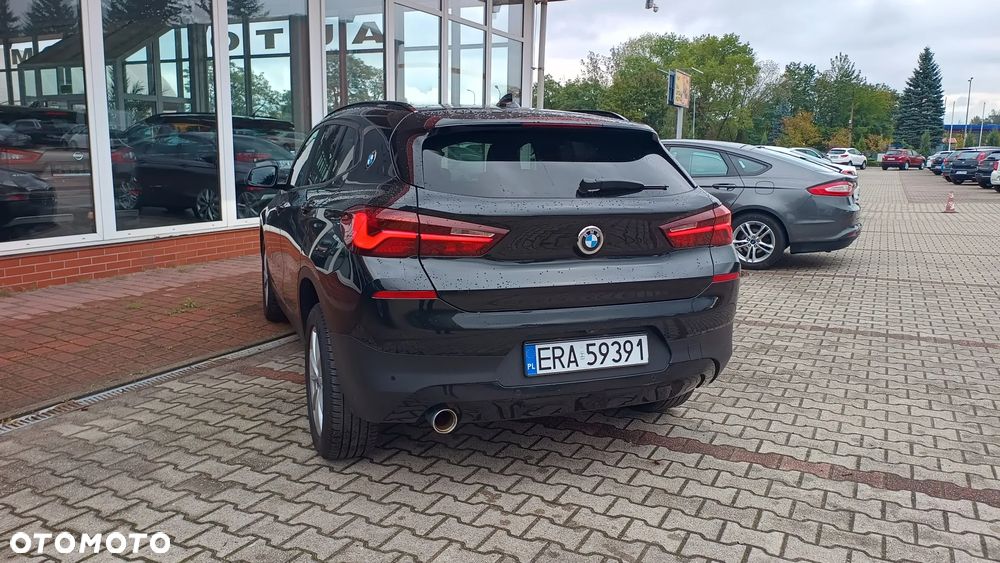 BMW X2 sDrive18i Business Edition - 18