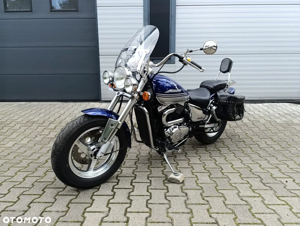 Suzuki Marauder - 11