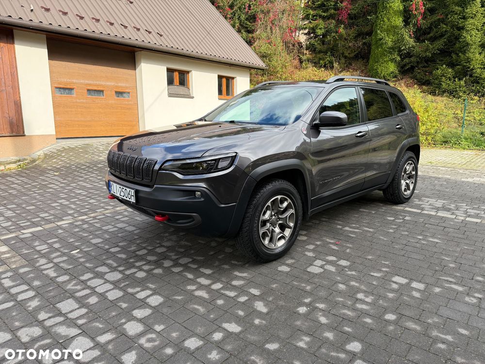 Jeep Cherokee - 1