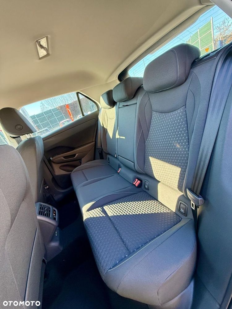 Volkswagen T-Roc 1.5 eTSI Life DSG - 30