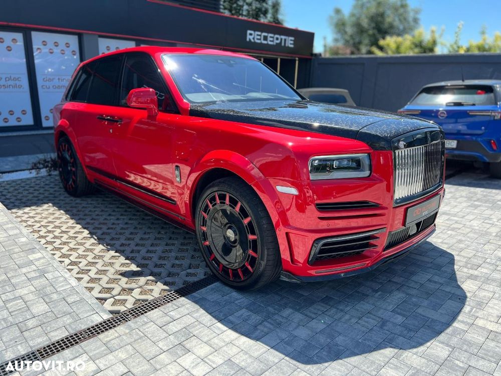 Rolls-Royce Cullinan - 5