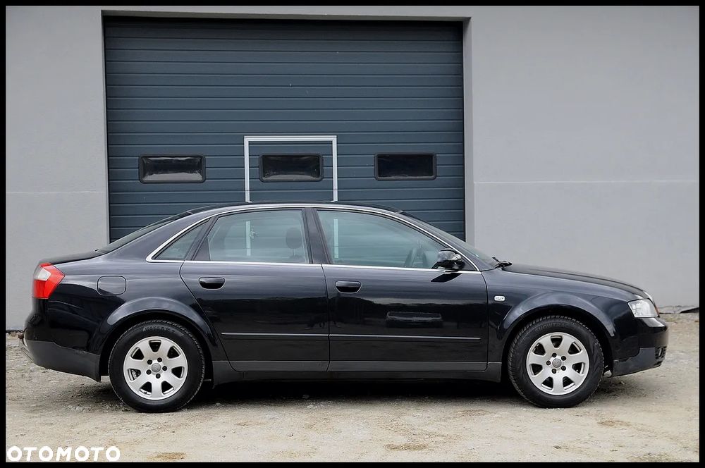 Audi A4 Limousine - 22