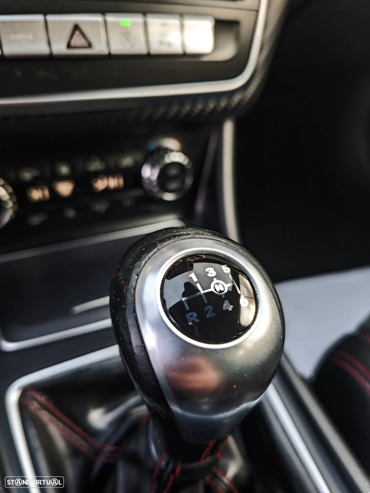 Mercedes-Benz A 200 CDI AMG Line - 27