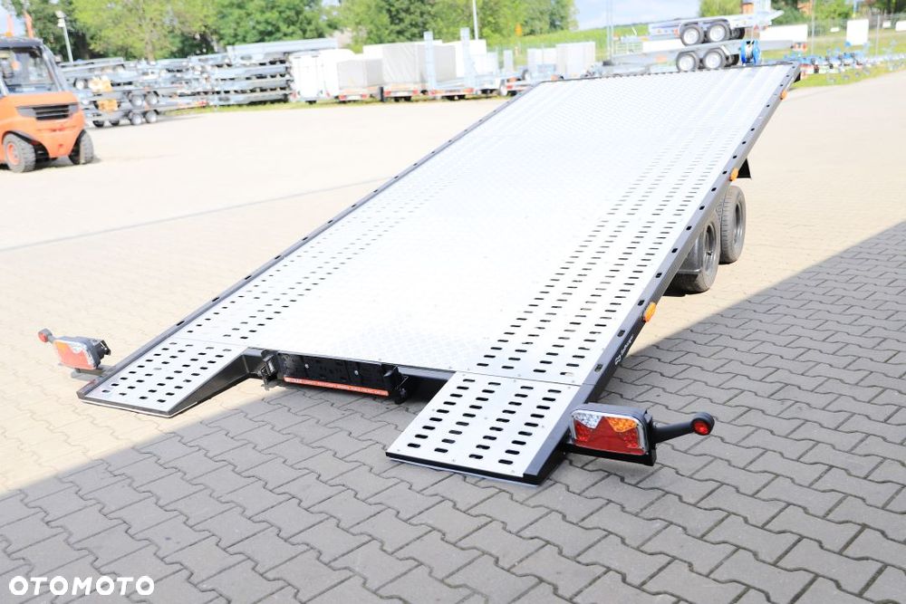Inny Balhanger OPTILIFT Czarna 2745 4.5x2.1 Wypełnienie alu ryfel Uchylna Grawitacyjnie DMC 2700kg Full LED - 12