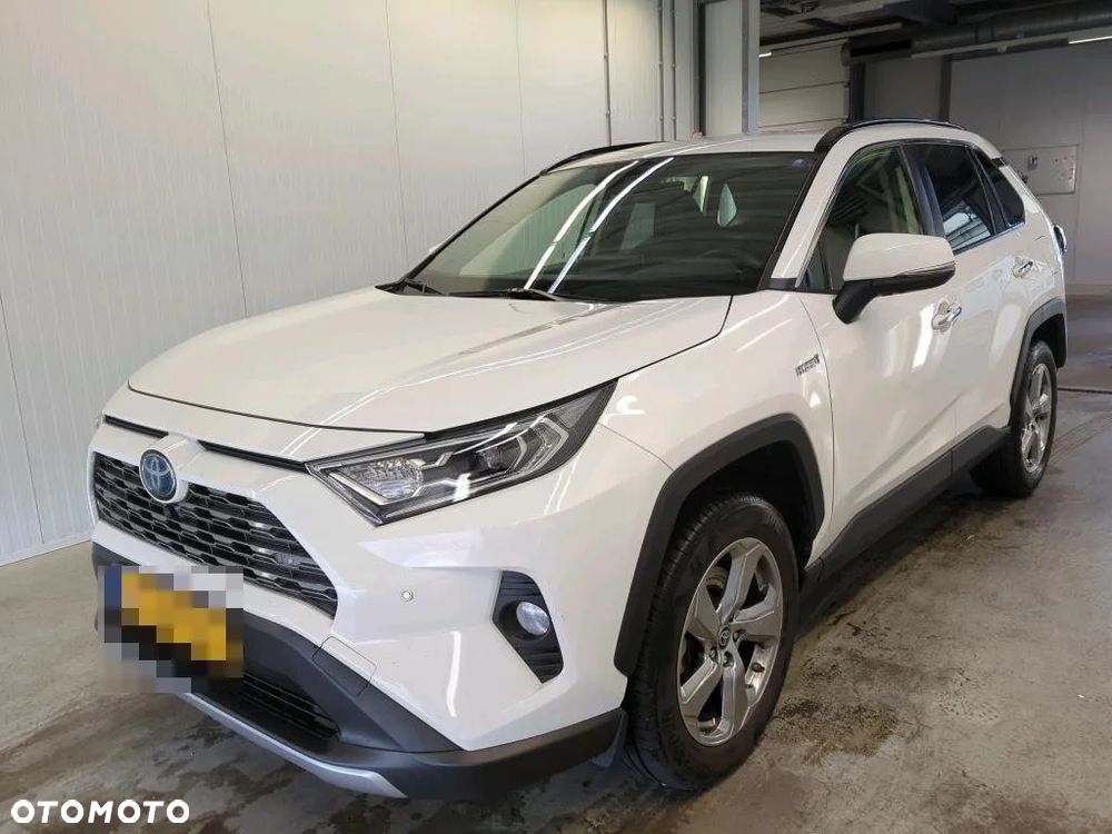 Toyota RAV4 - 1