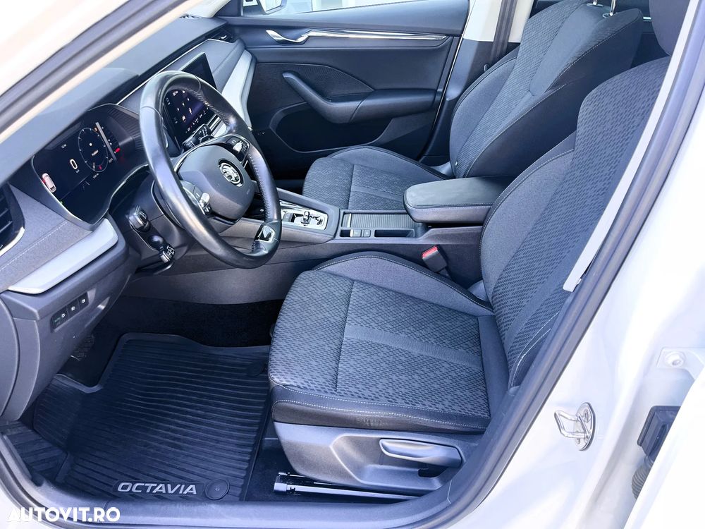 Skoda Octavia 2.0 TDI DSG Style - 12