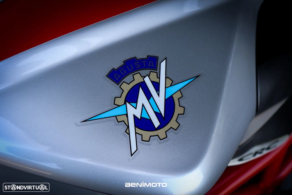 MV Agusta Brutale 910 - 12