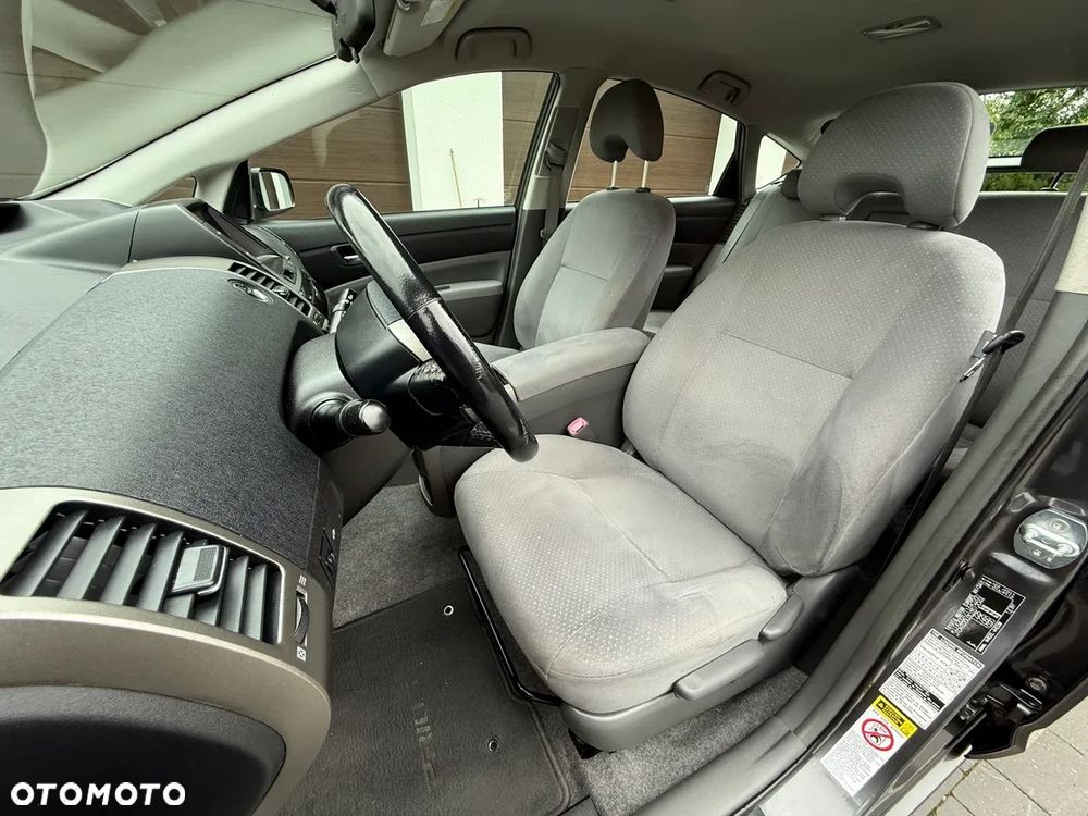 Toyota Prius - 15