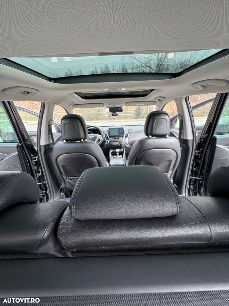 Hyundai ix35 2.0 CRDI High 4WD GLS Style + NAV - 4