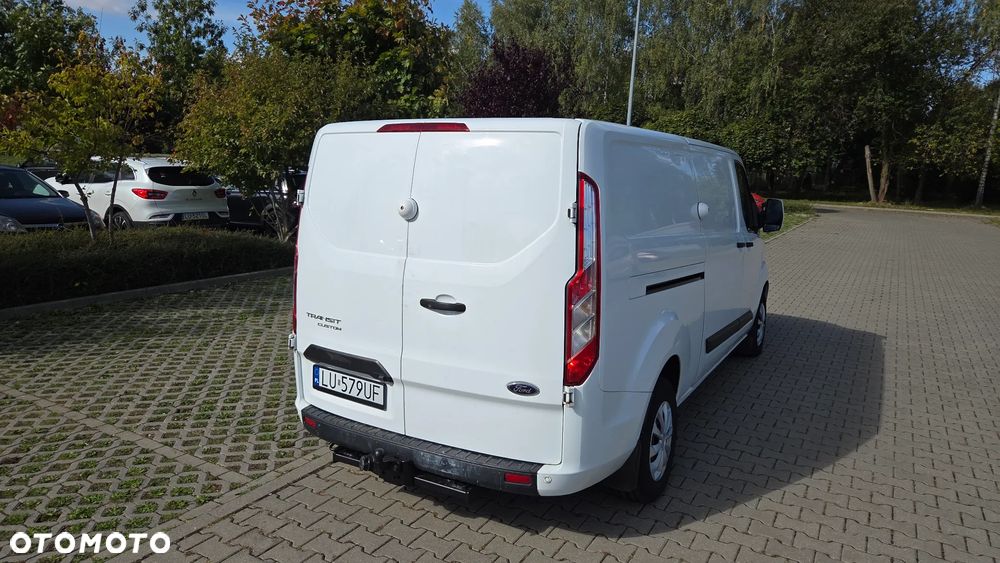 Ford TRANSIT CUSTOM - 5