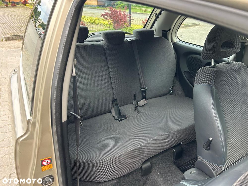 Nissan Micra 1.4 Active Luxury - 15