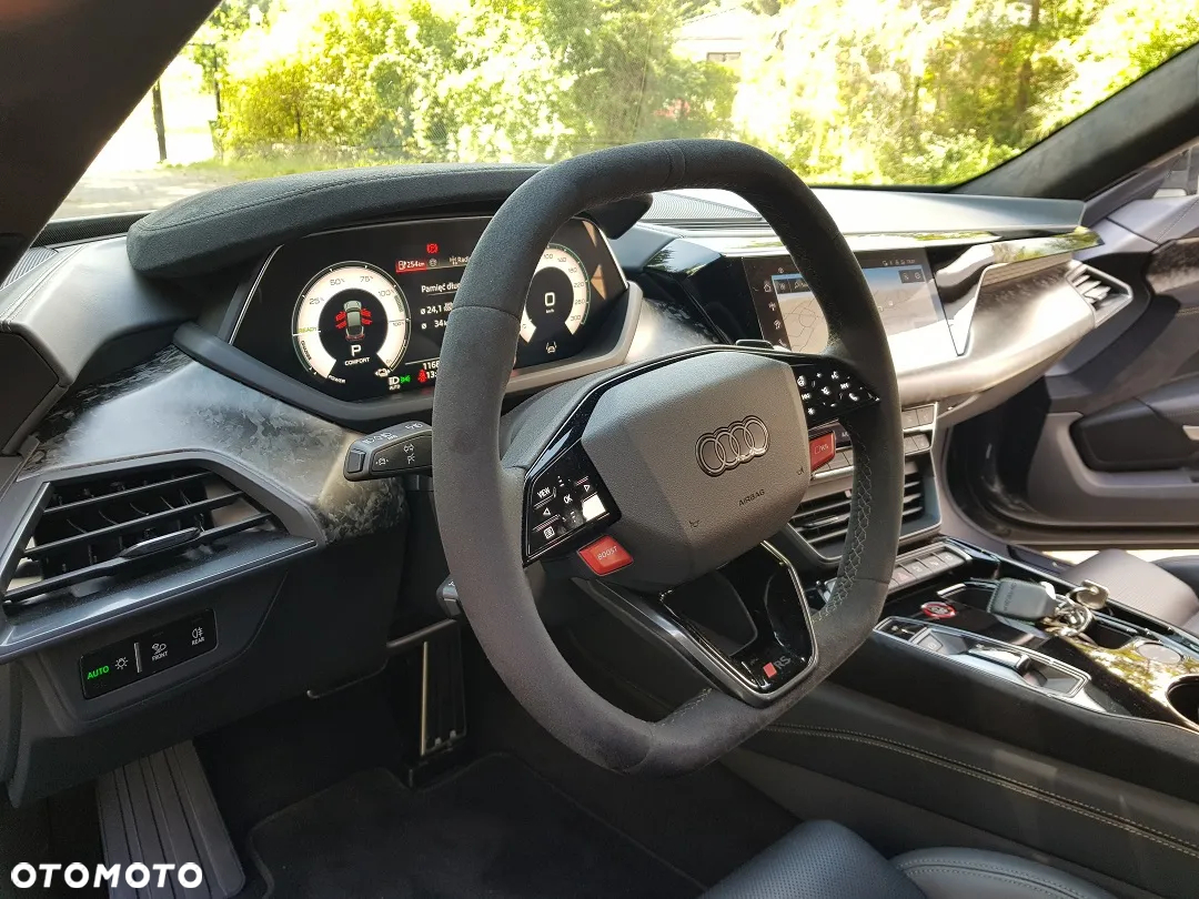 Audi e-tron GT - 14