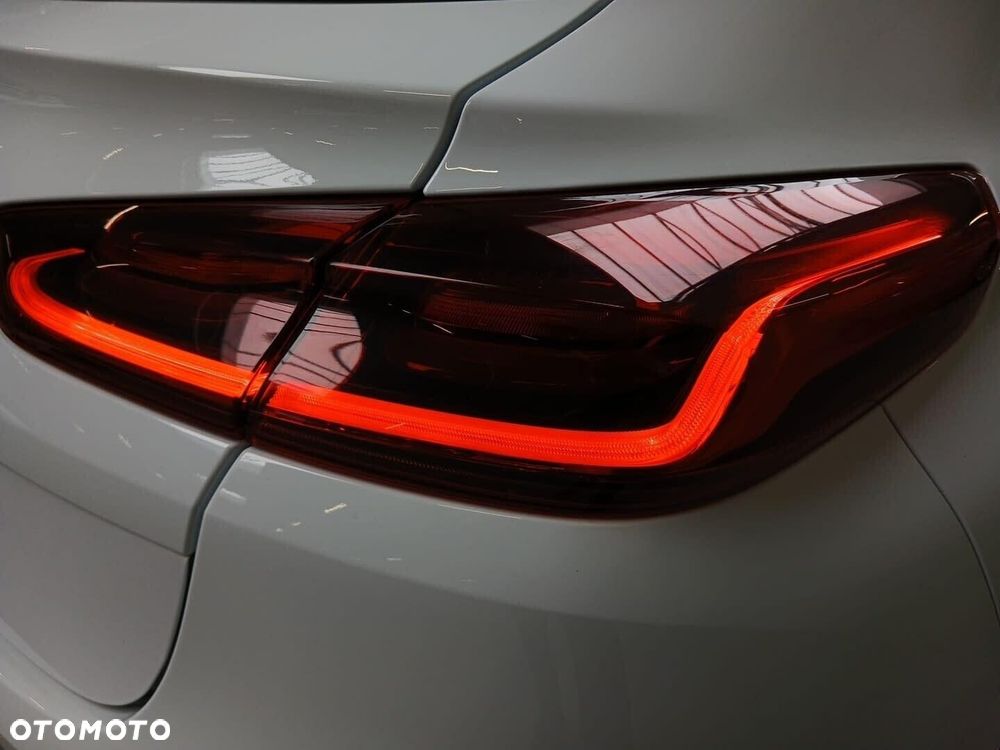 Kia XCeed 1.5 T-GDI M DCT - 11