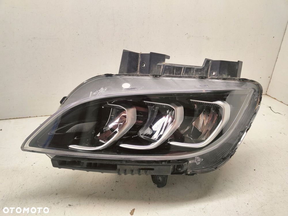HYUNDAI KONA LIFT FULL LED LAMPA DOLNA LEWY PRZÓD 92101J9600 - 1