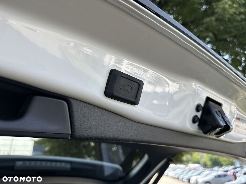 Toyota RAV4 - 22