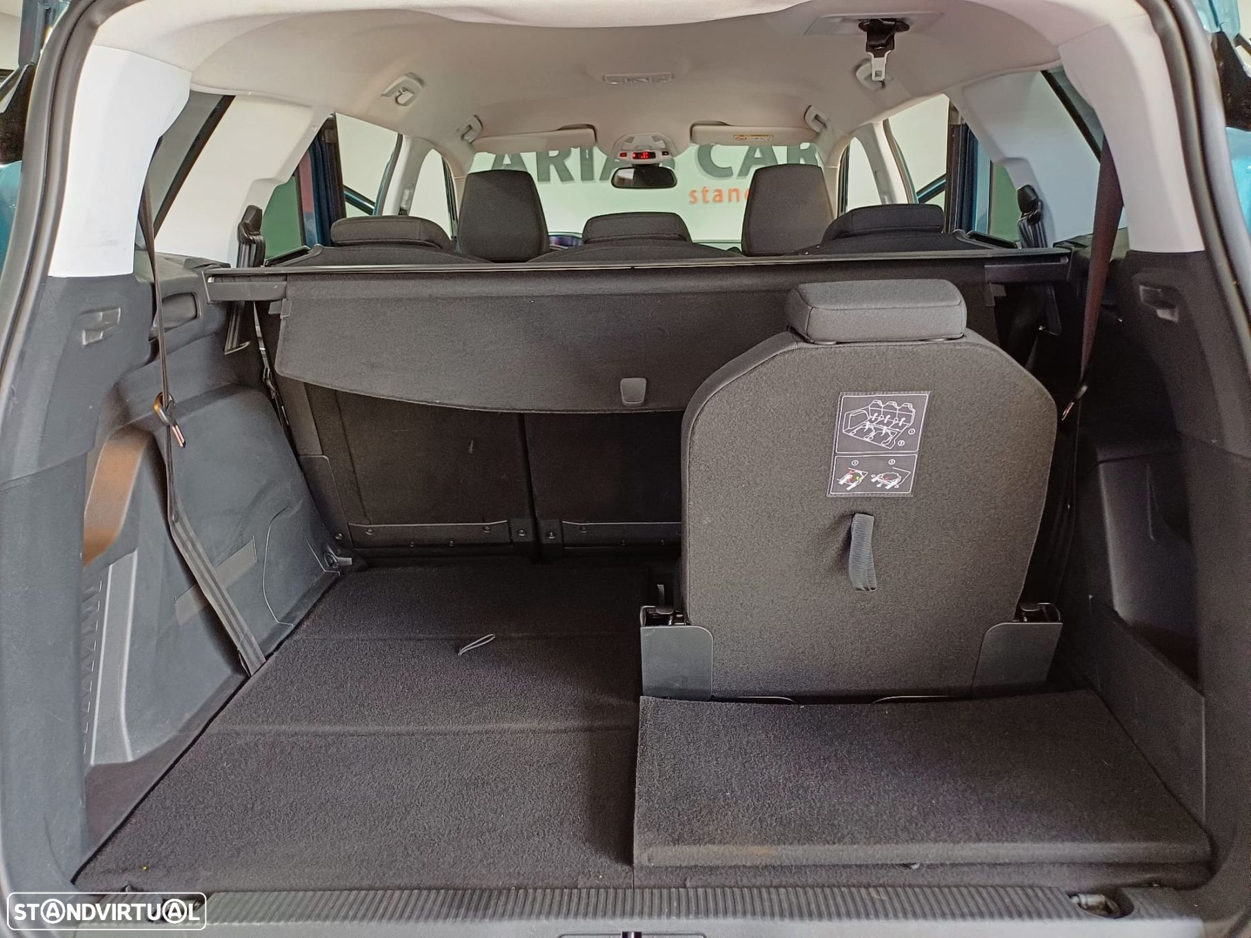 Peugeot 5008 1.2 PureTech Allure EAT8 - 14