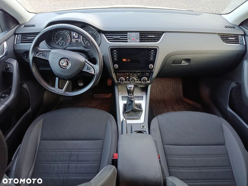 Skoda Octavia 1.6 TDI Ambition - 5