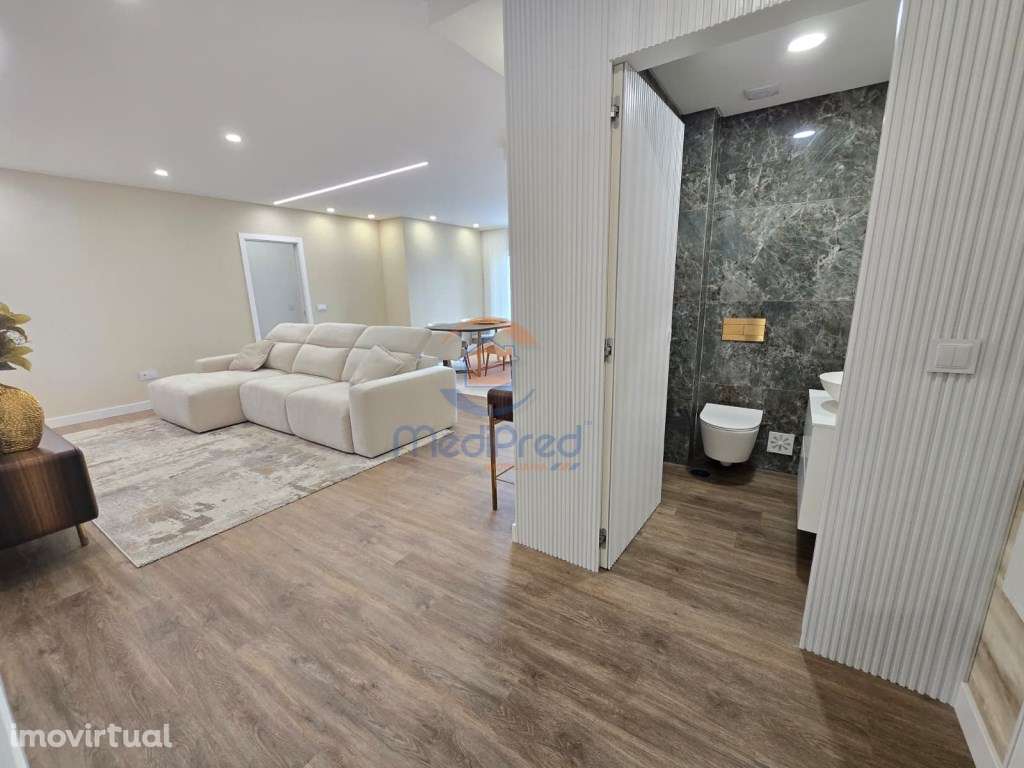 Condomínio Privado com Piscina | Odivelas - Grande imagem: 2/59